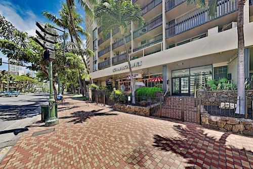 Kalakauan 301 condo - image 10