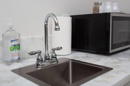 Comfy Studio with Cali King Size Mattress in San Diego (CA)