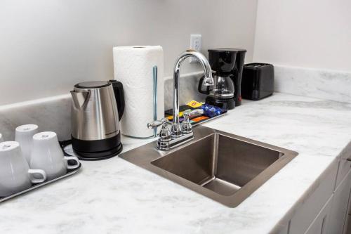 Centrally Located Cozy Studio Apartment in SD near Balboa Park