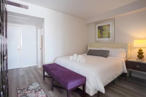 Luxurious Design One Bedroom Apt near Balboa Park in San Diego, USA