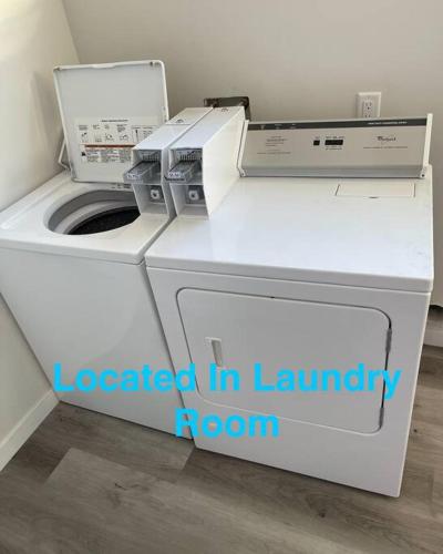 One Bedroom Apartment with SD Downtown View photo