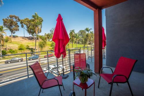 Spacious Studio with Incredible Balboa Park View, San Diego