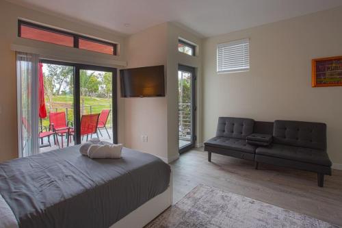 Explore Balboa Park From Your Cozy Studio w Patio in San Diego, USA