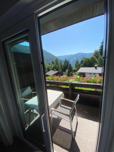 Balcony/terrace, Chalet Latschen - fur Großfamilien, Firmen & Co. in Sankt Oswald