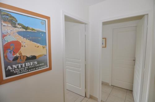 Facilities, Le Beauvert - StayInAntibes in Camp Long