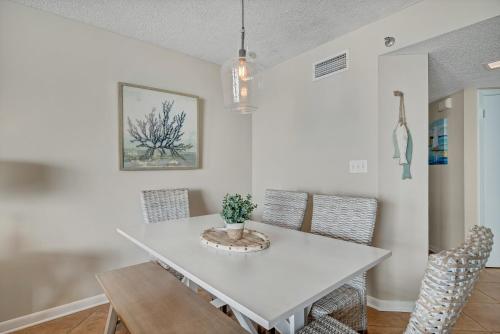 Phoenix 5 Unit 804 - image 9