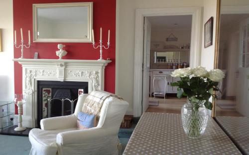 Bassets House - image 7