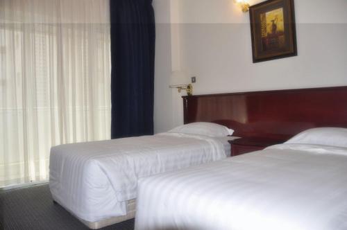Royal Plaza Hotel Apartments - image 13