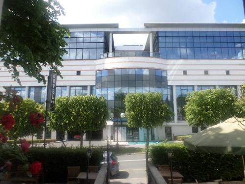 Instalaciones, Hotel Marie Louise in Enghien-les-Bains