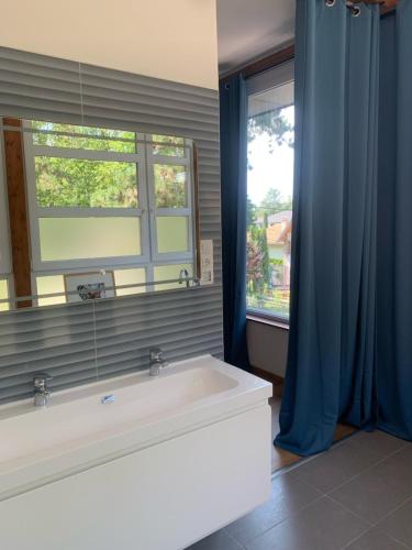 VilLa AdeLe 3