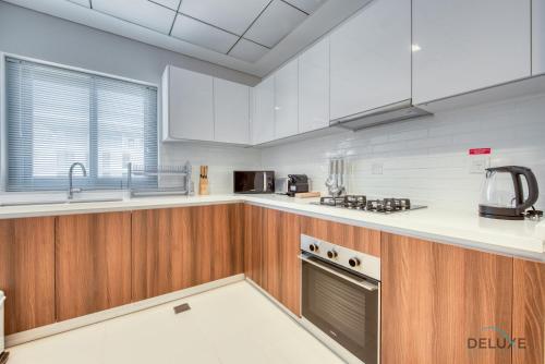 Contemporary 1BR at Prime Views Meydan by Deluxe Holiday Homes