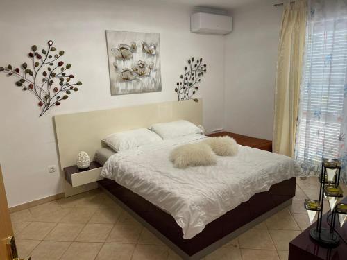 Villa flower