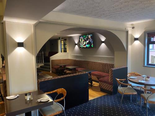 Smithton Hotel - image 10