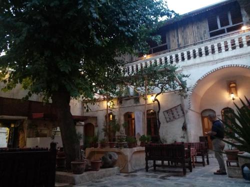 ŞarkÇırağan Konak Boutique Hotel