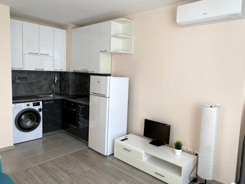 Mountain View Magenta White apartment, Sofia (Foto 6)