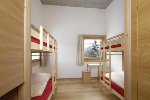 Scuol Youth Hostel Room Type - Single Bed in Quadruple Room