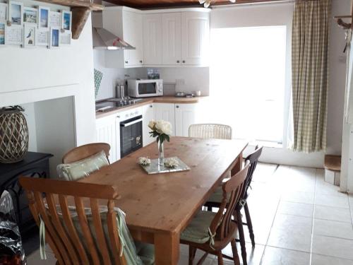 Snowdrop Cottage, , Devon