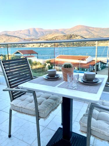  King A, Pension in Argostoli