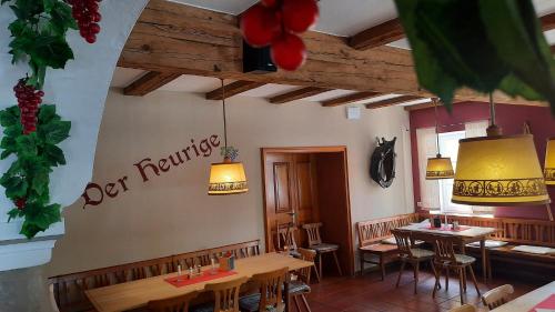 Der Heurige im Gasthaus zum Lowen in Freising