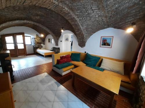 Statek Ctiboř (Statek Ctibor) in จินดริชูฟ ฮราเดค