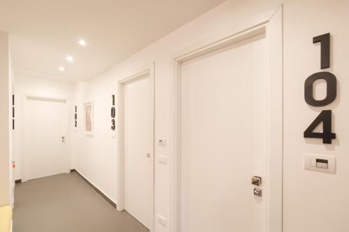 Akyra suites 2