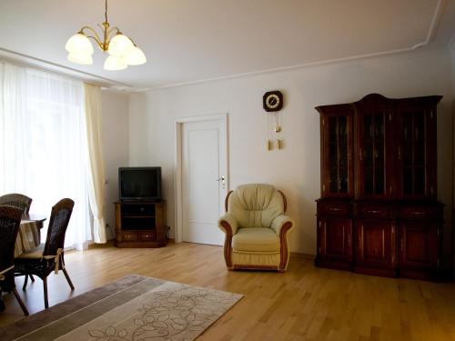 Maria-Viktoria Apartment