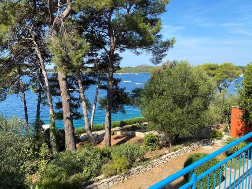 Ocean View 1-Bedroom Mali Losinj, Croatia