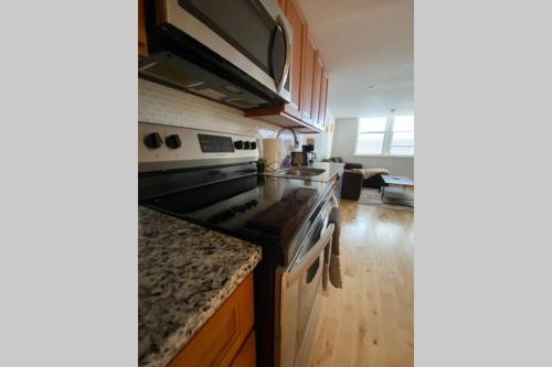 Brand New 2 Bed 2 Bath Apartment Centrally located
