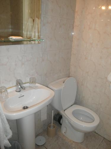 Hostal Los Andes - image 14