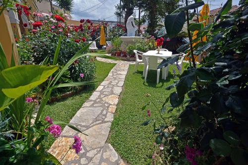 Eleni Apartments - image 10
