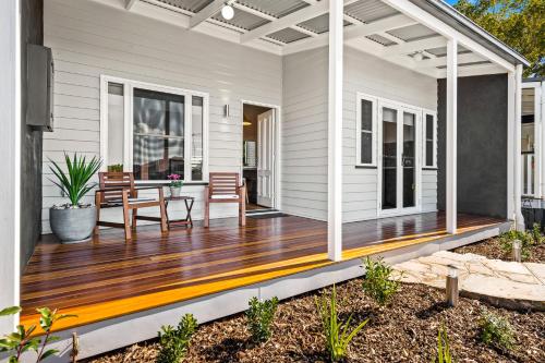Bluestone Cottages - The Villa - Missen Flat