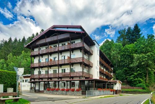 Natur- und Wanderhotel am Steinbachtal