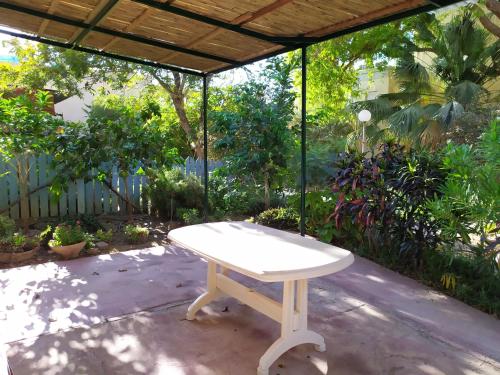 Facilities, Ein Gedi Family Apartment in Ein Gedi