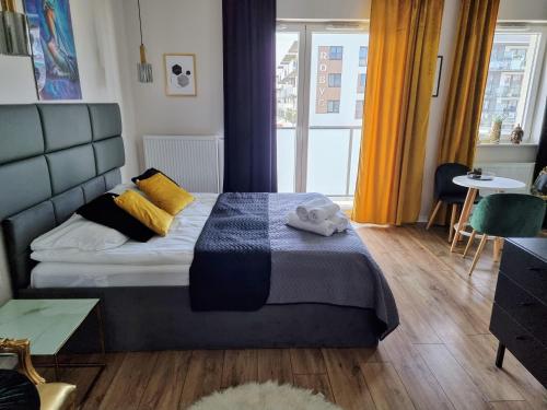 Love Room in Warsaw by Renters - image 2