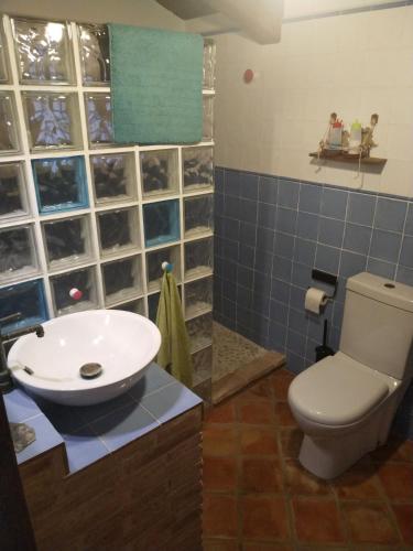 ห้องน้ำ, Casa Rural Calblanque Las Jordanas in เอล ปาลมาร์