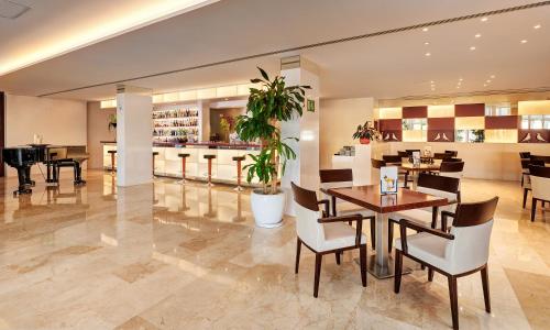 Hipotels Eurotel Punta Rotja Thalasso-Spa-Golf - image 2