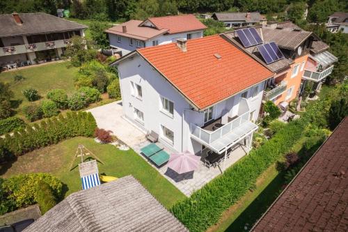 Schönes Ferienhaus mit Garten in Pörtschach am Wörthersee