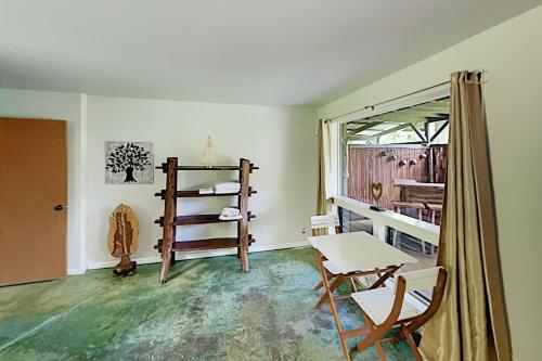 One-Bedroom House - image 7