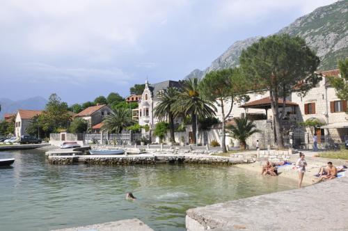 Apartments Ivanišević Kotor