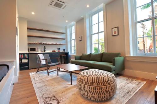 9 Suites at Prince Street Inn in Alexandria, USA