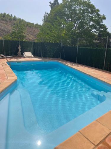 Air Conditioned "Casa Tropicana" Villa-Sleeps 10-Free WiFi-Private Pool-Free Parking - Bullas