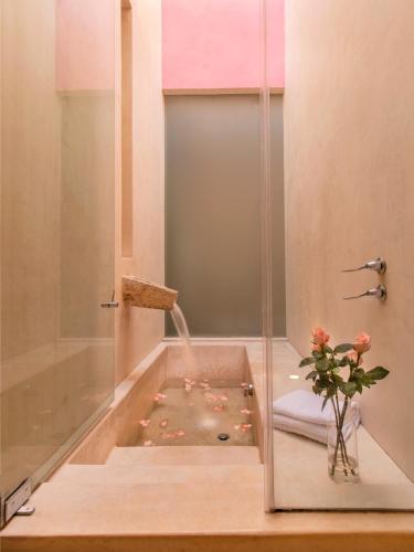 Rosas & Xocolate Boutique Hotel and Spa Merida, a Member of Design Hotels