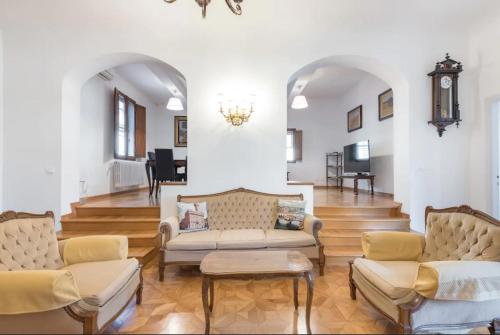 Rosati Holiday Rentals