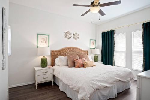Royal Palm 203 - image 12
