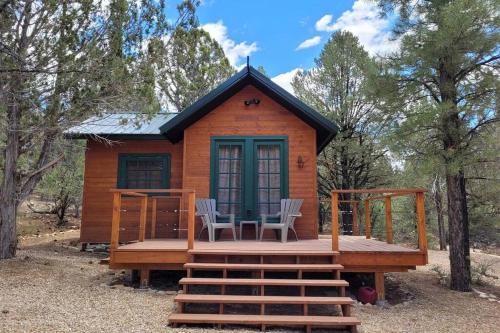 Live Simply Cabin, Walking distance to East Zion trails