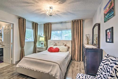 Shady and Eclectic Fort Lauderdale Dwelling! - image 8