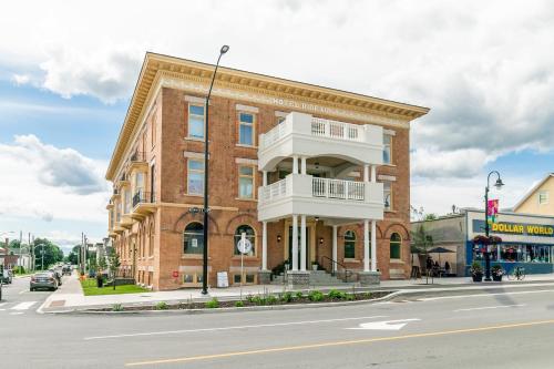 Luxury Rideau Apartments by GLOBALSTAY - Smiths Falls