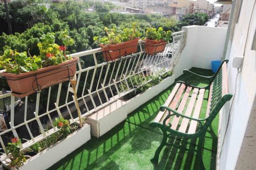  Pepoli Apartment up 4pax Parking, Ferienwohnung in Trapani