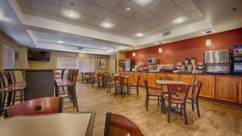 Best Western Plus Tulsa Woodland Hills Hotel and Suites in Tulsa, USA