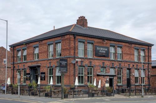 ทัศนียภาพภายนอกโรงแรม, The Eccleston Hotel; BW Signature Collection in เอสทีฮีเล็น